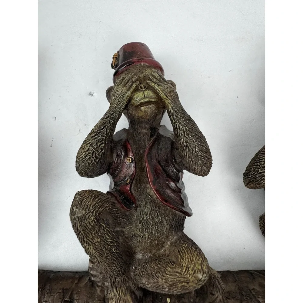 Three Wise Monkeys Wall Coat Rack See Hear Speak No Evil Fez Hat Resin 10.5in